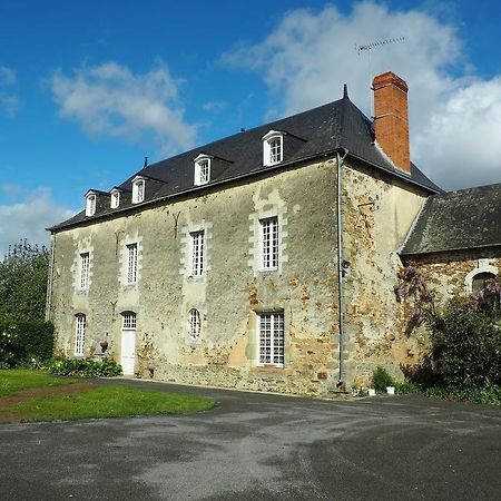 Les Grands-Aulnais Bed & Breakfast Cossé-le-Vivien Exterior foto